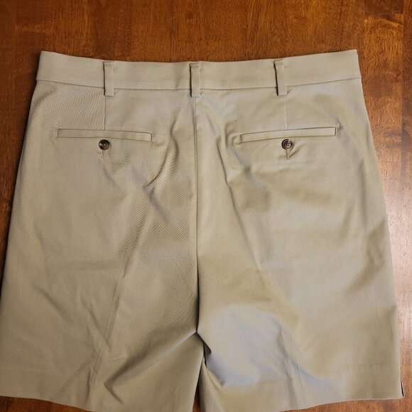 Roundtree & Yorke ~ Sz 36 ~ Travel Smart Shorts ~ NWT - Picture 4 of 9